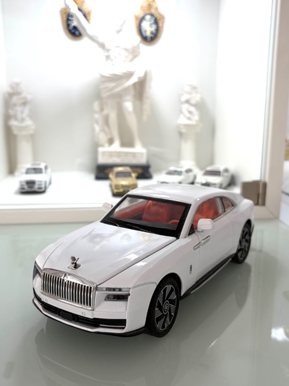 ROLLS-ROYCE Spectre EV Diecast 1/24 (NEW NO BOX) $90 MSRP